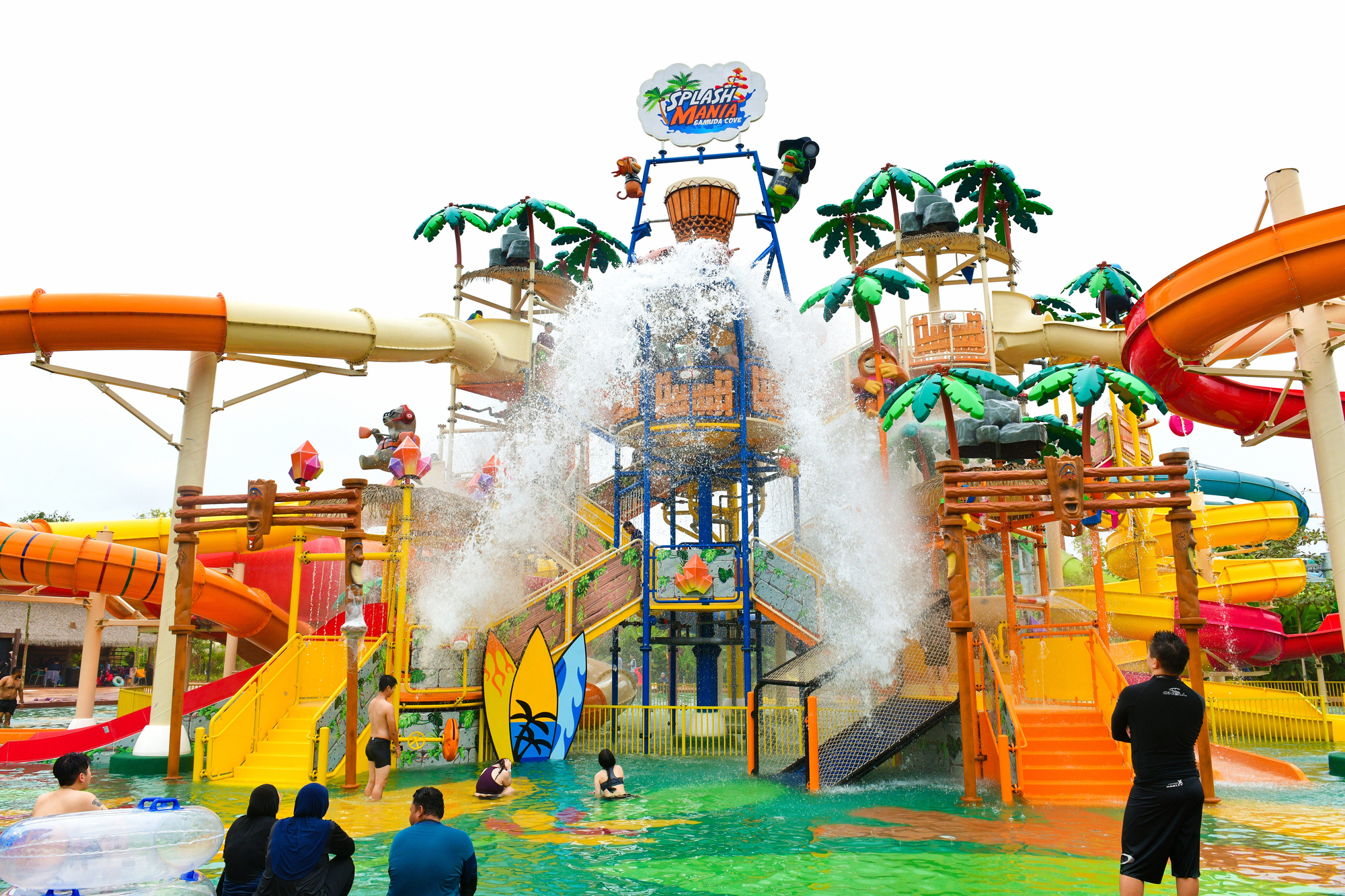 FunPark - Big Bucket Splash Weekday - Book tickets online at FunMalaysia
